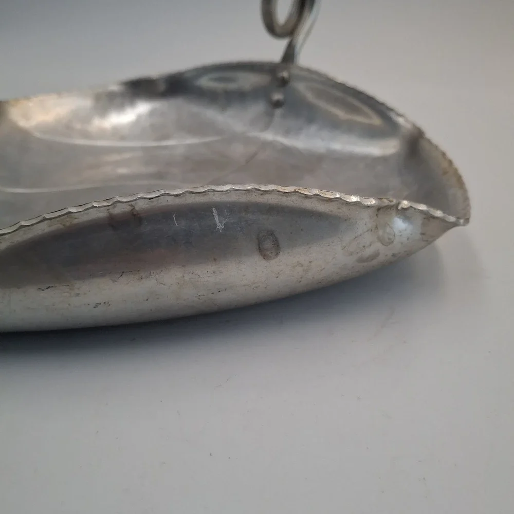 Vintage B.W. Buenilum Hand Hammered Aluminum Leaf Tray Dish Ring Handle Server
